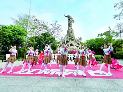 “红棉”绽放 英雄精神润泽人心