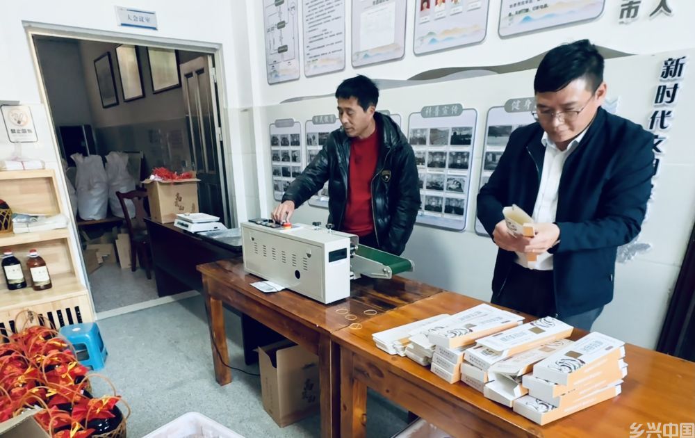 指导员驻村手记：笔下的小事 心中的大爱(图12)