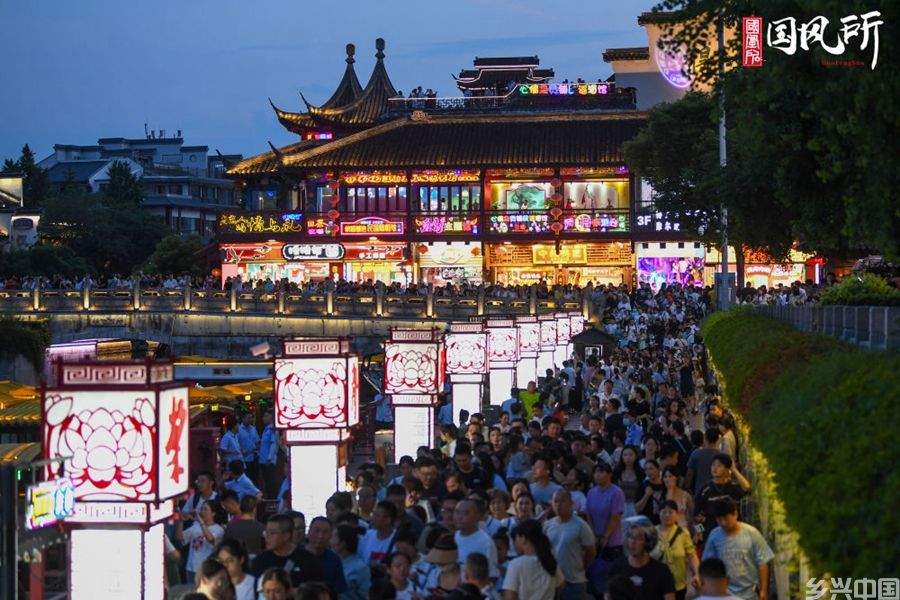 火热龘龘滚 这里的元宵节氛围拉满了!(图3)