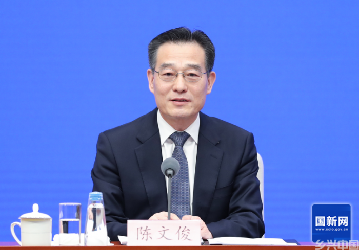 国务院新闻办举行发布会 解读宏观经济形势和政策(图5)
