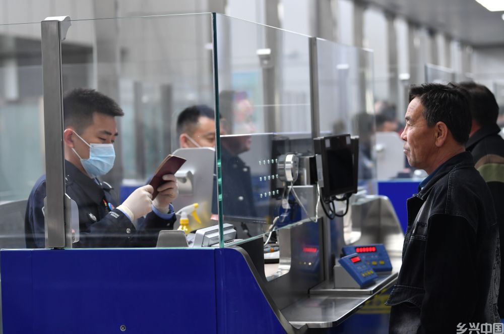 “五一”消费观察：人流涌动背后的市场活力(图5)