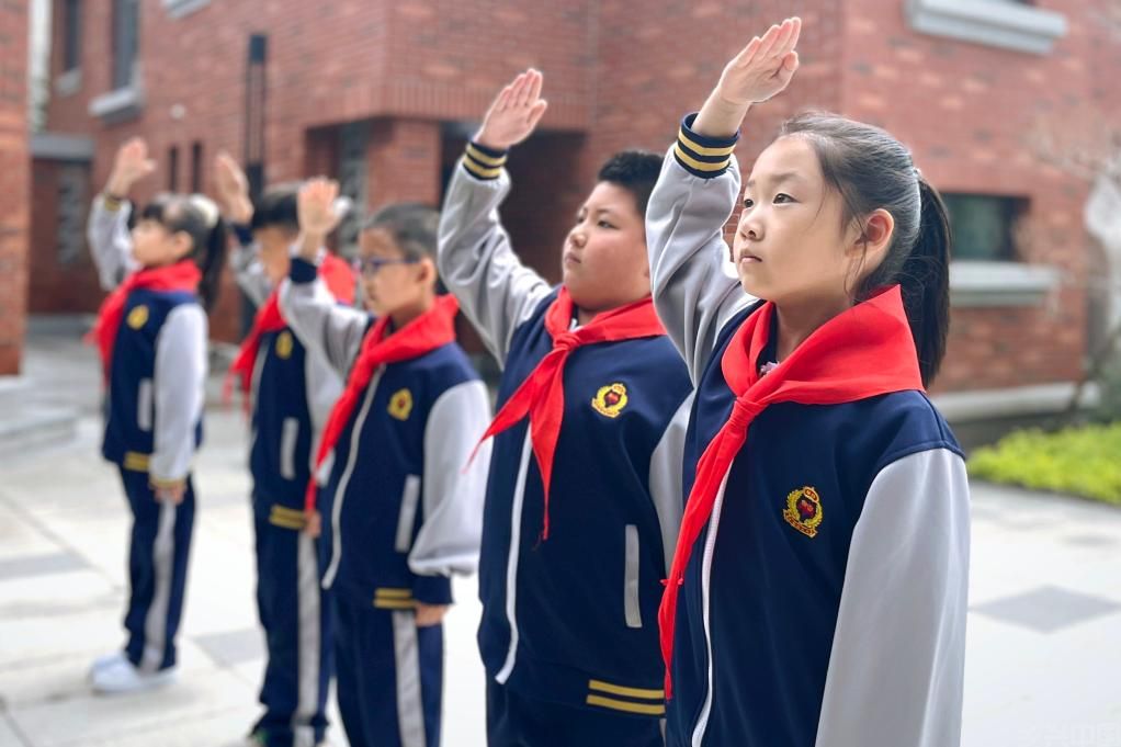争做新时代好少年 为强国建设献力量——多地“六一”国际儿童节活动扫描(图2)