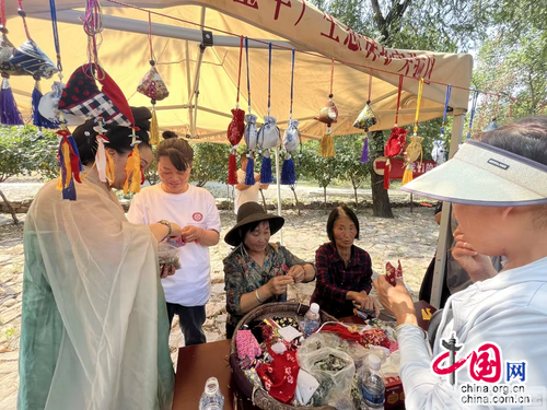 河南省宝丰县：多彩活动迎端午传承非遗谱华章(图2)