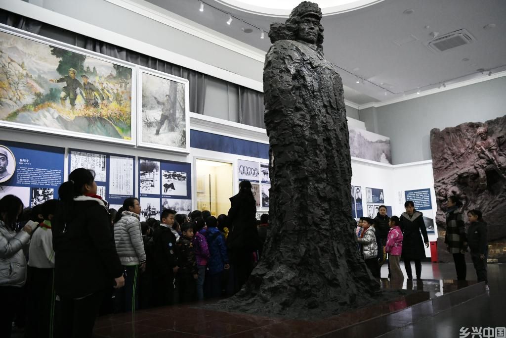 解码文化自信的城市样本丨一江两岸传奇地——解码百年名城哈尔滨的文化自信样本(图2)