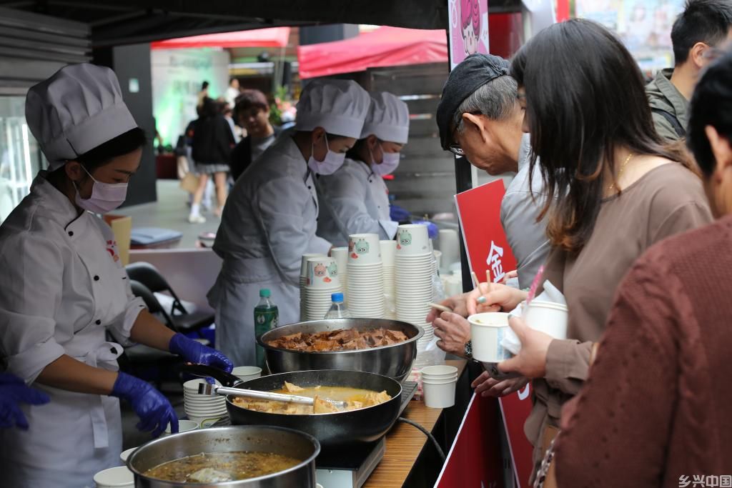 福建小吃走进台湾 岛内民众期待更多大陆美食(图1)