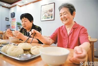 “小餐盘”连着“大民生”(图2)