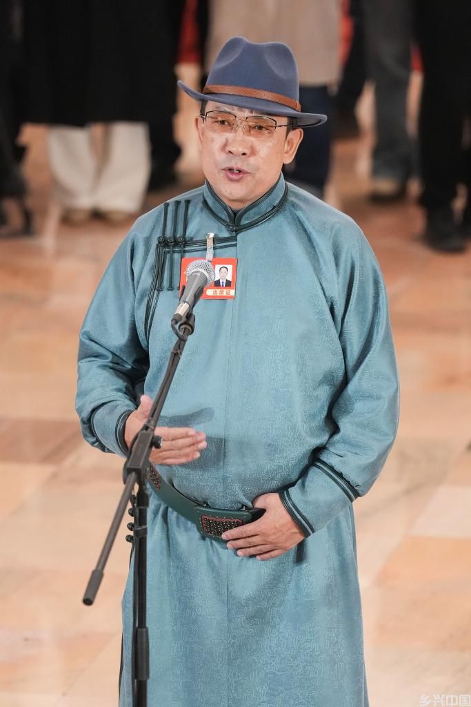 聚焦第三场“委员通道”(图11)
