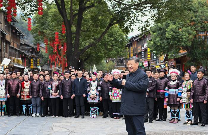 一见·读懂总书记牵挂的“民族一家亲”(图1)