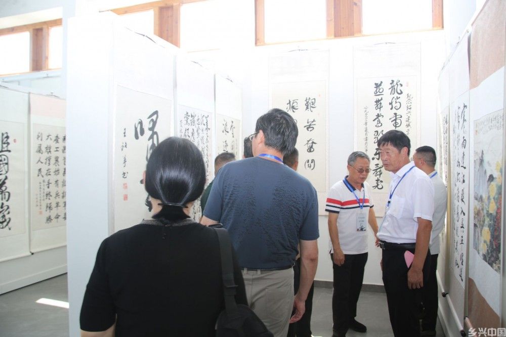 翰墨銘史 警钟長鸣——纪念抗战胜利80周年将军书画展在唐陵村隆重开幕(图8)