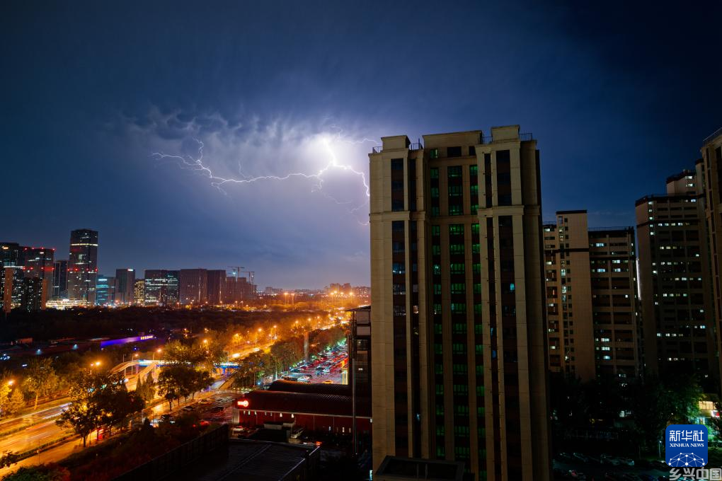 北京出现强对流天气(图3)