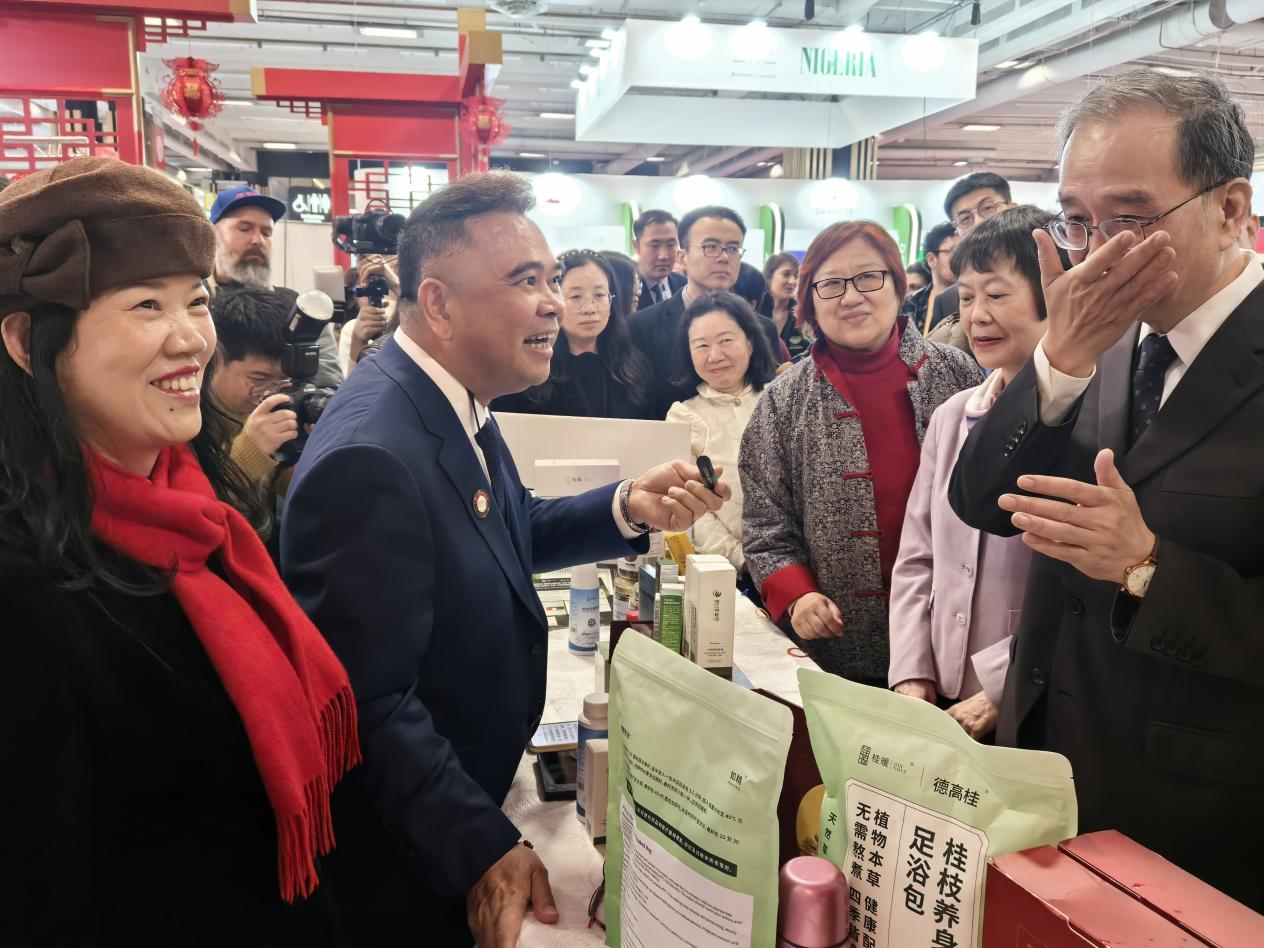 中国土特产,巴黎“国际范儿”(图2)