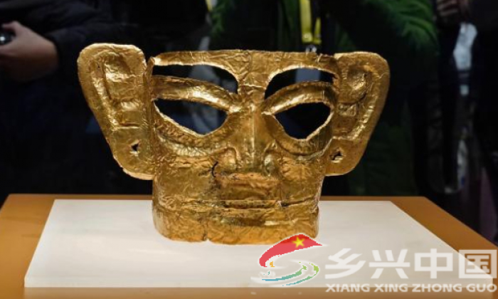 三星堆“国宝”在沪开箱 将亮