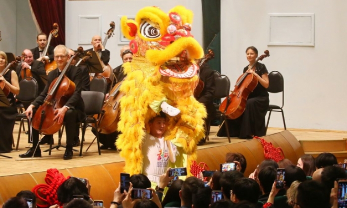 喜迎龙年新春 共享春节文化——庆祝中国农历新年活动在多国举行
