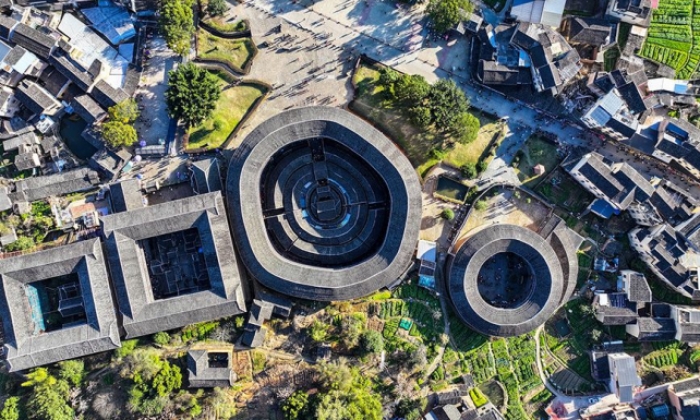 福建龙岩：永定土楼年味浓