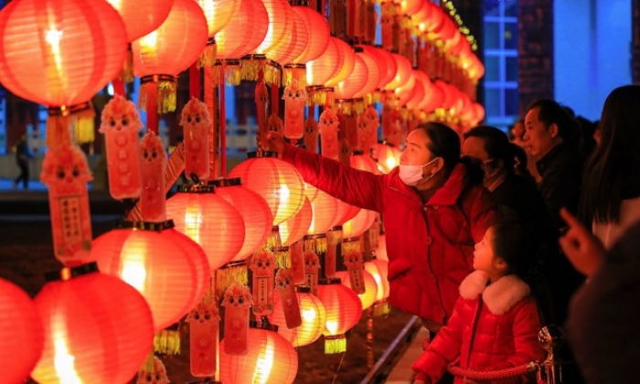 河南安阳：博物馆里过大年